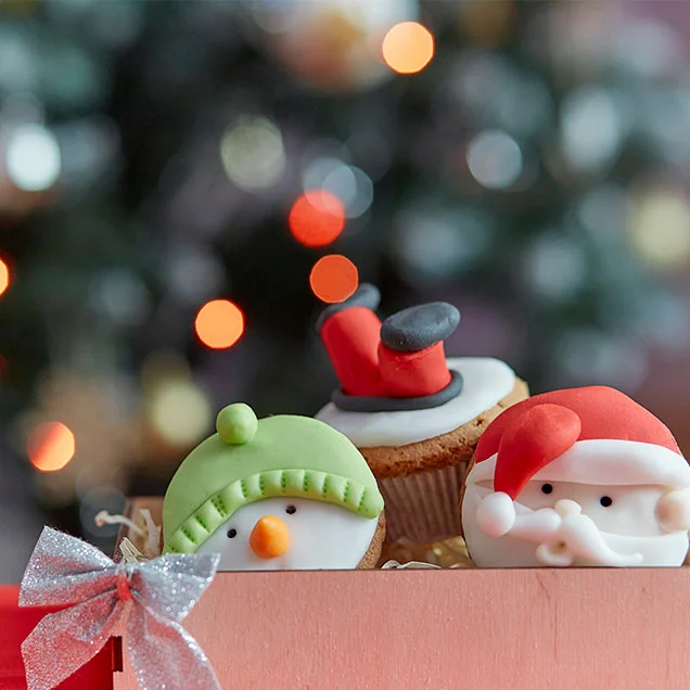 Guide to Starting a Holiday Dessert Business